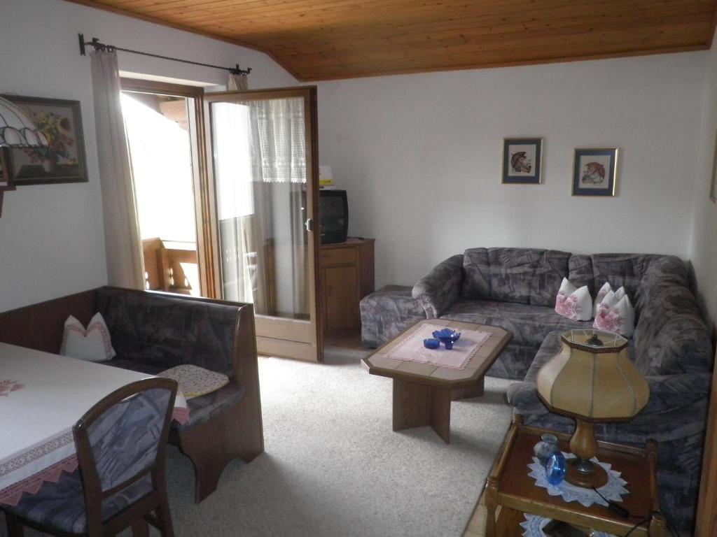 Haus Drescher Apartamento Obsteig Habitación foto